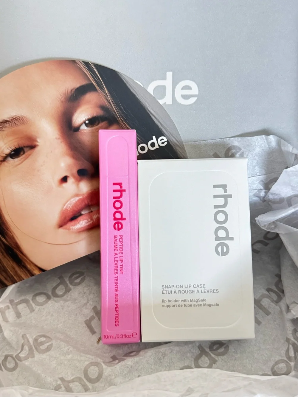 RHODE LIMITED EDITION SNAP ON LIP CASE + PEPTIDE LIP TINT IN JELLY BEAN
